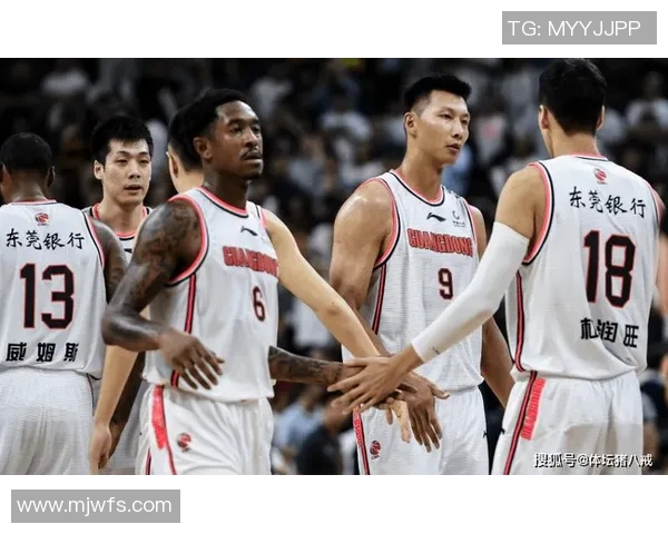 深圳排球队灵活性引发热议球迷与专家观点大碰撞 深圳排球队灵活性引发热议球迷与专家观点大碰撞