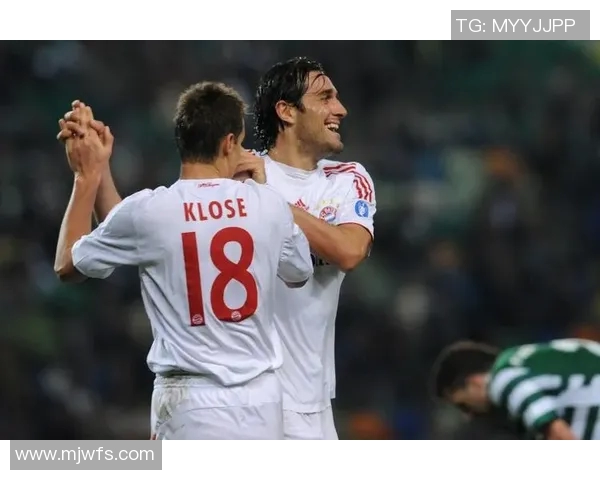 沙发足球明星究竟是谁揭秘他们的成就与魅力所在