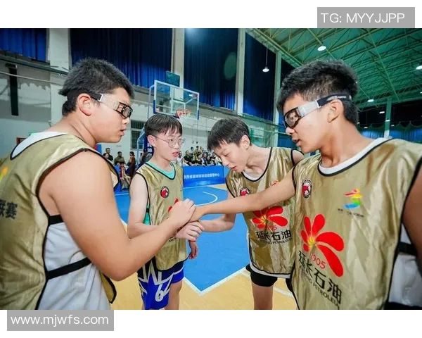 西安篮球队在篮球意识排行榜中荣登第八名展现出色团队实力与战术素养 西安篮球队在篮球意识排行榜中荣登第八名展现出色团队实力与战术素养